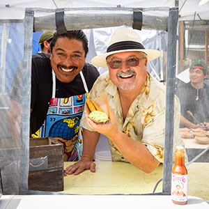 de-la-guerra-plaza-food-vendor-300